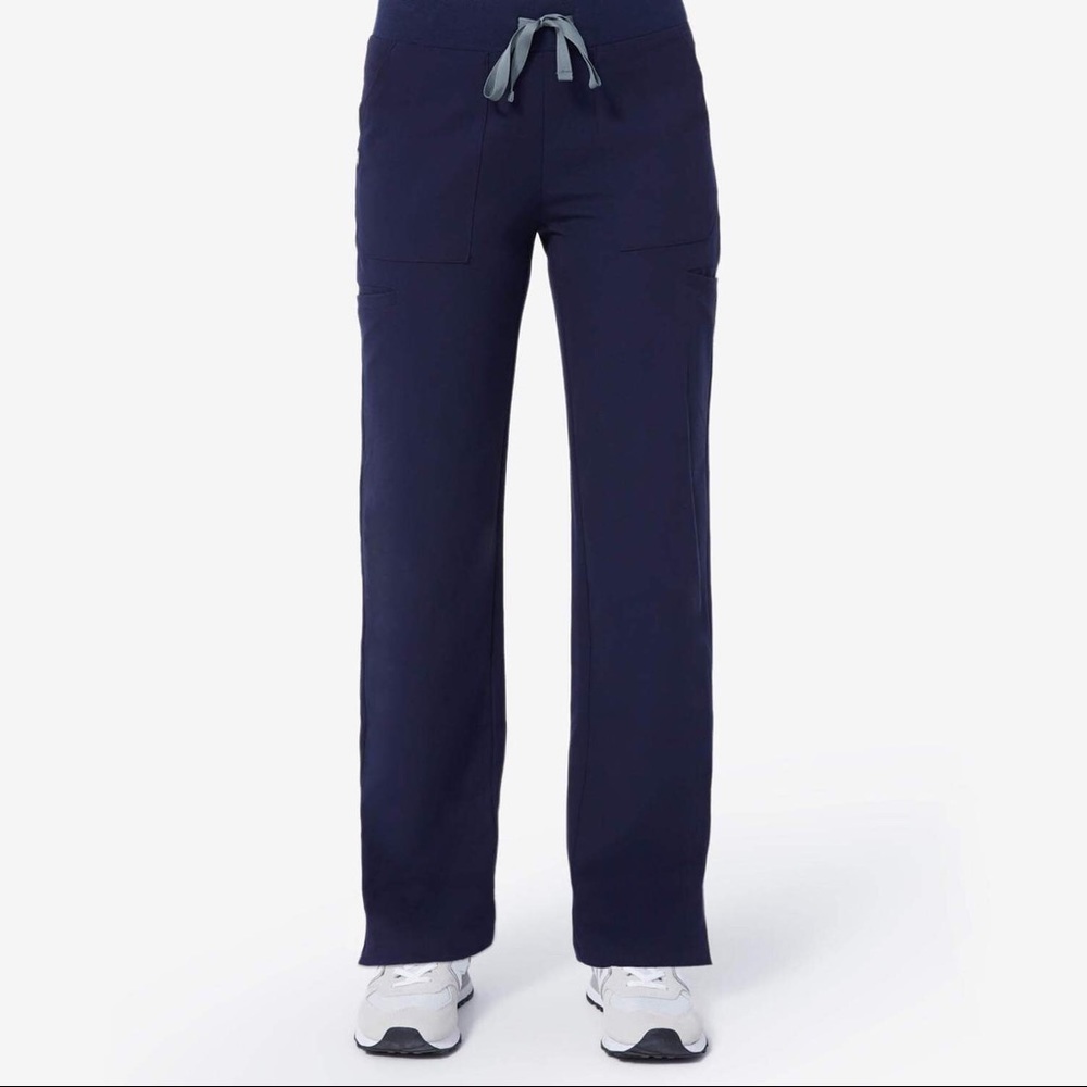 FIGS Cargo Petite Scrub Pants
